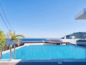 Ferienhaus in Vlycha Beach mit privatem Pool und herrlicher Aussicht